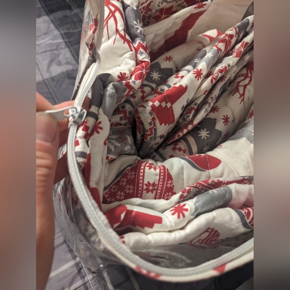 Silent Night Full Queen Luxury Christmas Quilt Red And White Fair Isle Festive - Picture 7 of 7